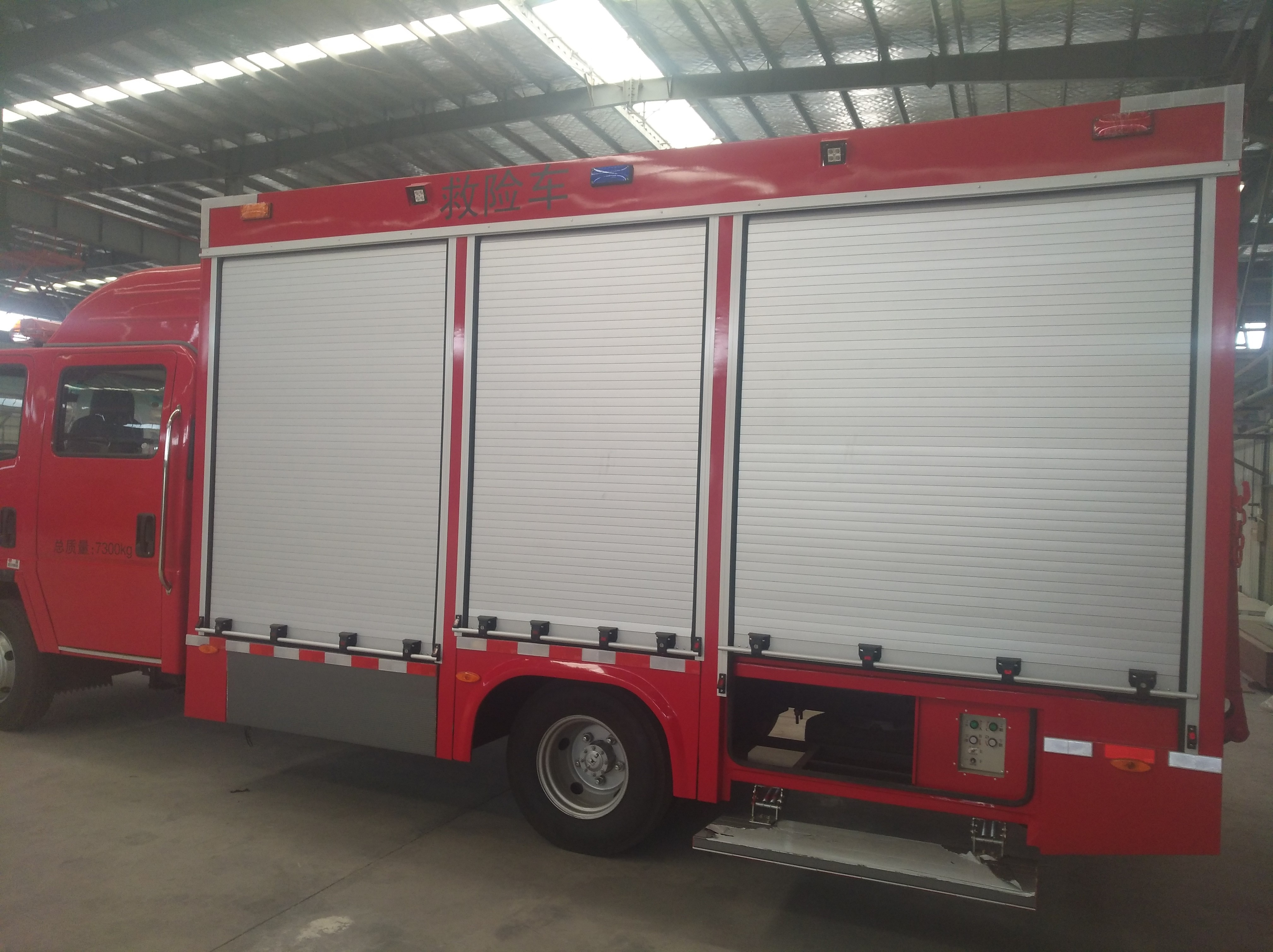 鋁合金車用卷簾門(mén)